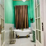 Laya Old Apartman